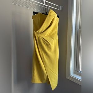House OF CB Uma dress. Yellow. XS